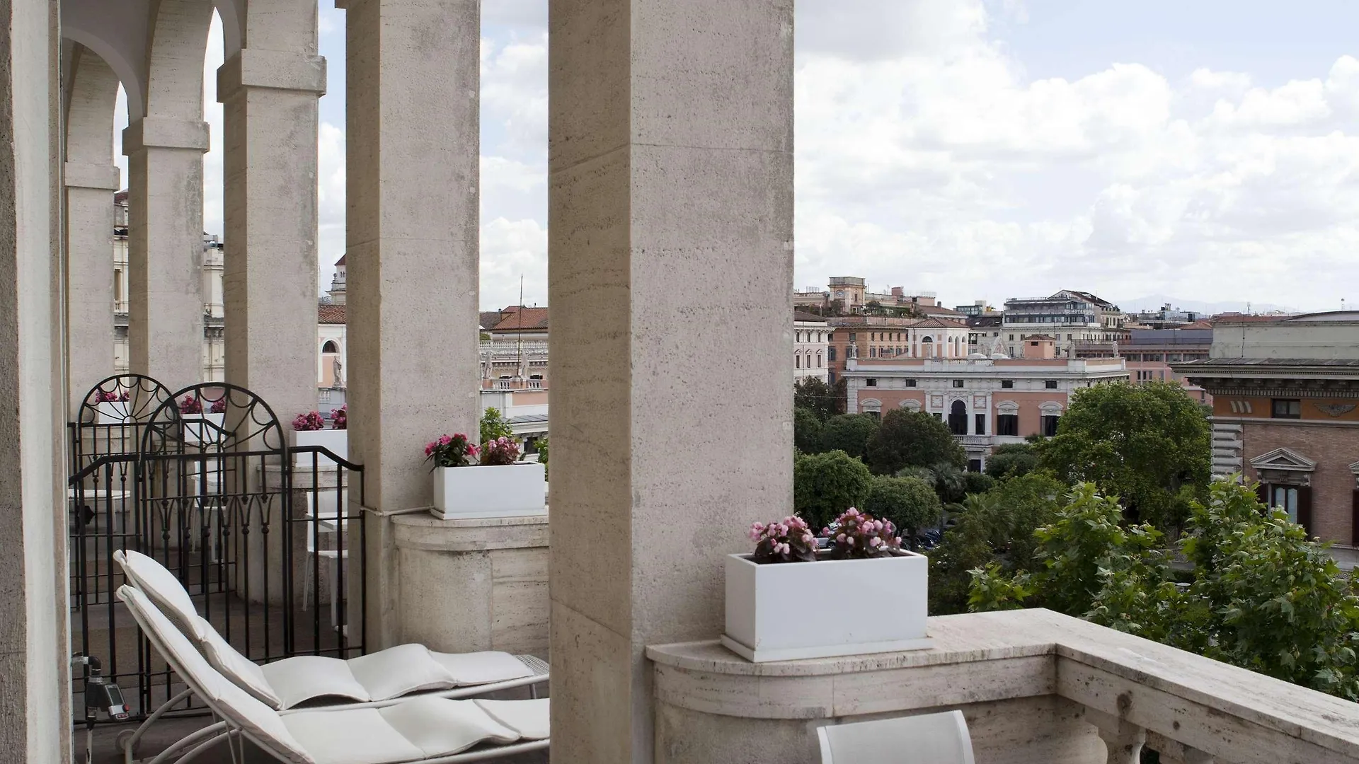 Grand Hotel Palace Rome